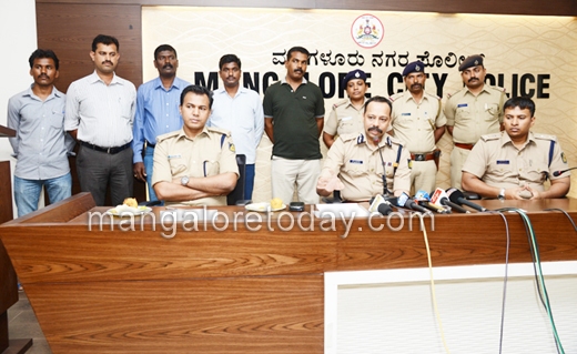 police pressmeet 1